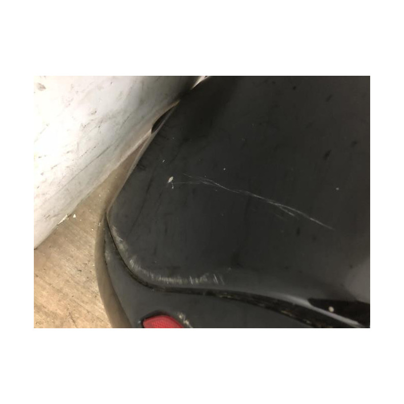 Pare choc arriere RENAULT CLIO 4 PHASE 1 BREAK d’occasion