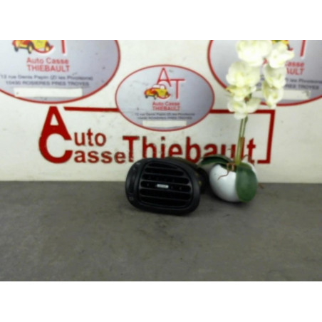 Aerateur tableau de bord PEUGEOT 206 SW d’occasion