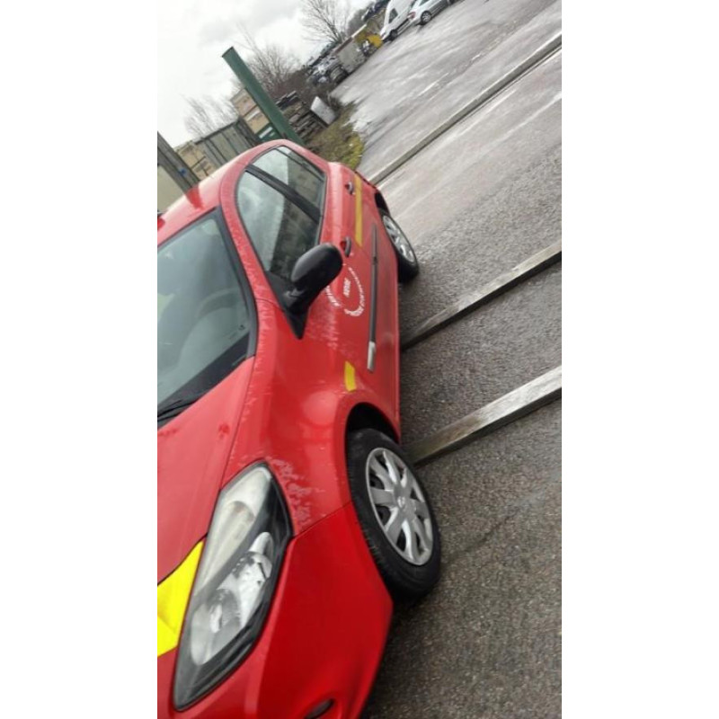 Moteur essuie glace arriere RENAULT CLIO 3 PHASE 2 d’occasion