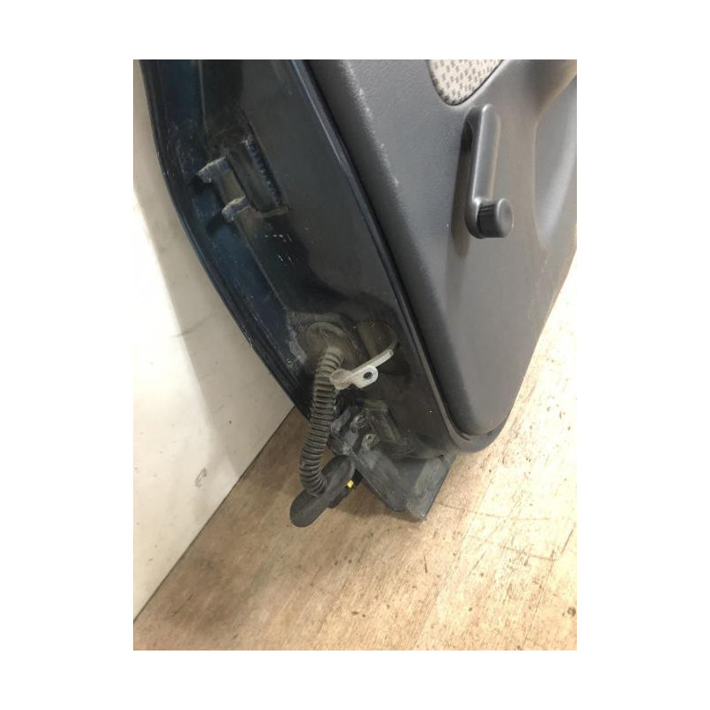 Porte arriere droit RENAULT CLIO 2 PHASE 2 d’occasion