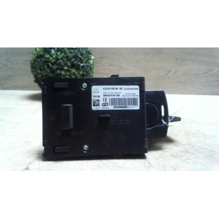 Lecteur de carte (neiman) RENAULT MEGANE 3 PHASE 1 d’occasion