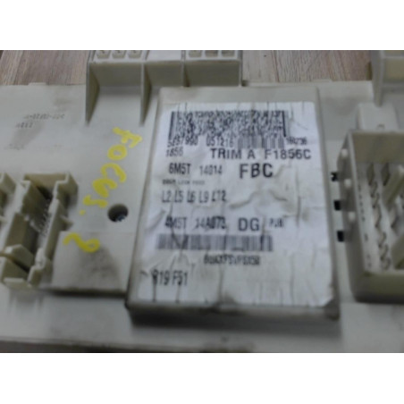 Porte fusible FORD  d’occasion