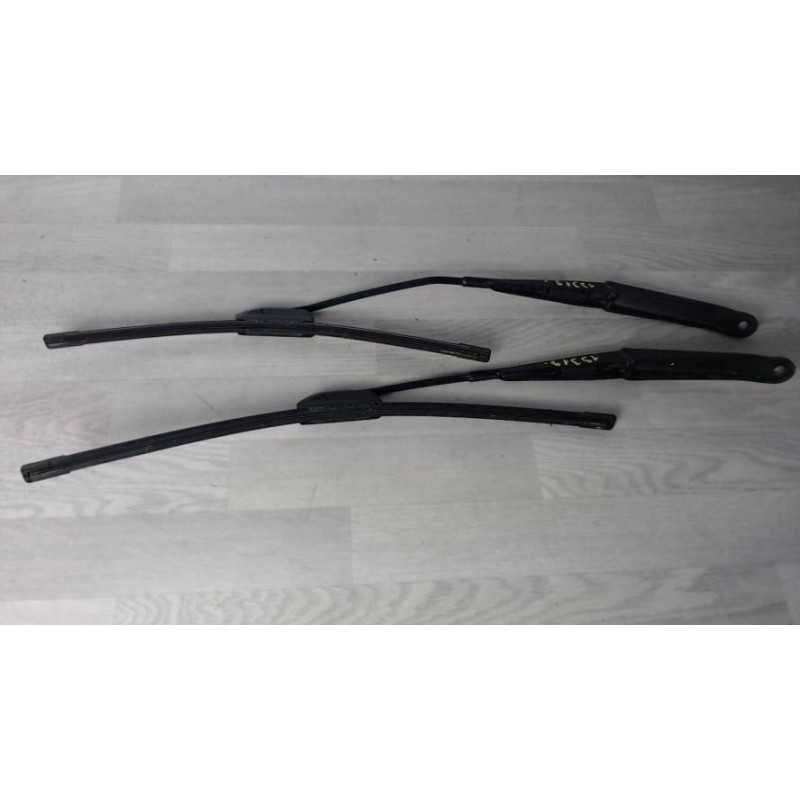 Bras essuie glace avant FIAT PUNTO 2 PHASE 2 d’occasion