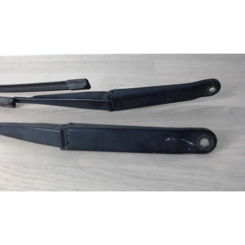Bras essuie glace avant FIAT PUNTO 2 PHASE 2 d’occasion
