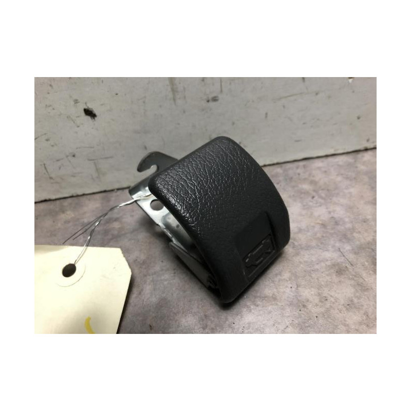 Poignee d'ouverture de capot MITSUBISHI L 200 2 d’occasion