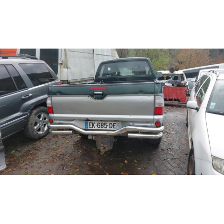 Poignee d'ouverture de capot MITSUBISHI L 200 2 d’occasion