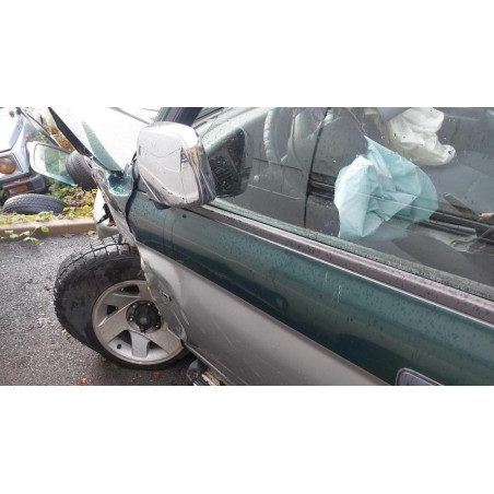 Poignee d'ouverture de capot MITSUBISHI L 200 2 d’occasion
