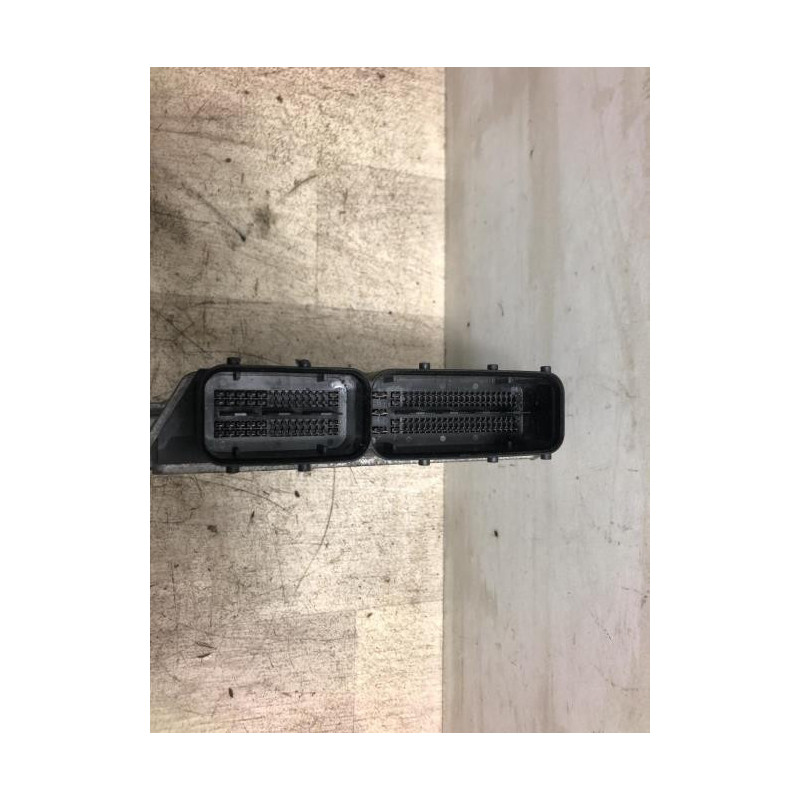 Calculateur moteur SUZUKI SWIFT 3 d’occasion