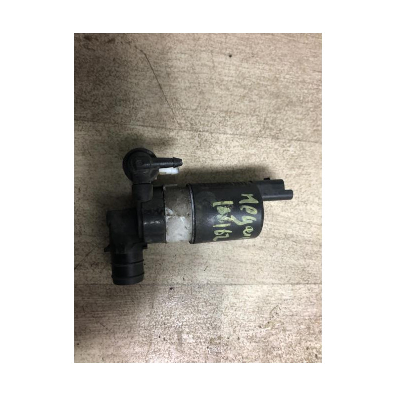 Pompe lave glace avant RENAULT MEGANE 3 PHASE 1 BREAK d’occasion