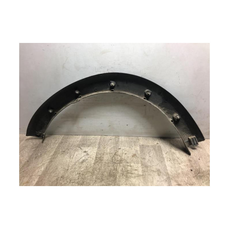 Extension d'aile avant droit DACIA SANDERO 1 d’occasion