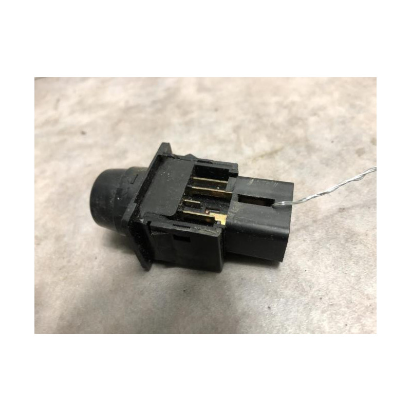 Commande degivrage lunette arriere MITSUBISHI L 200 2 d’occasion