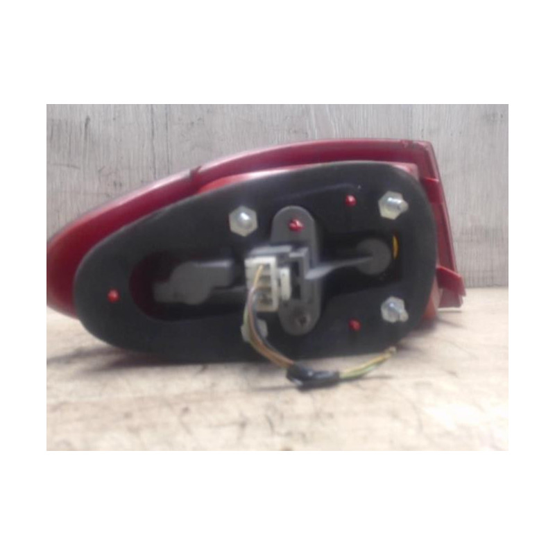 Feu arriere principal droit (feux) ALFA ROMEO 147 PHASE 2 d’occasion