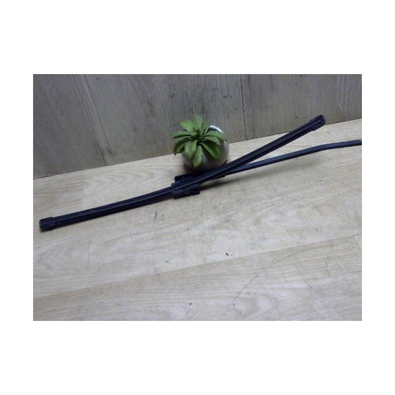 Bras essuie glace avant droit SKODA OCTAVIA 2 PHASE 1 d’occasion