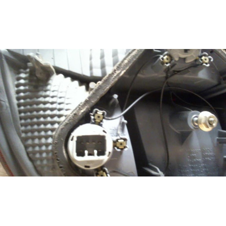 Feu arriere principal droit (feux) TOYOTA YARIS 1 PHASE 2 d’occasion