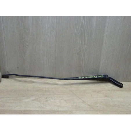 Bras essuie glace avant droit SKODA OCTAVIA 1 PHASE 2 d’occasion