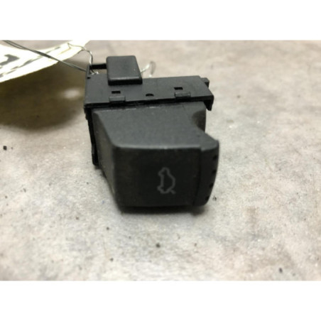 Bouton de coffre VOLKSWAGEN PASSAT 4 PHASE 2 d’occasion