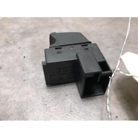 Bouton de coffre VOLKSWAGEN PASSAT 4 PHASE 2 d’occasion