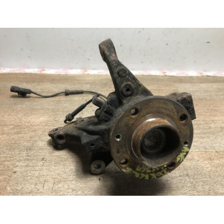 Fusee avant gauche DACIA DOKKER PHASE 1 d’occasion