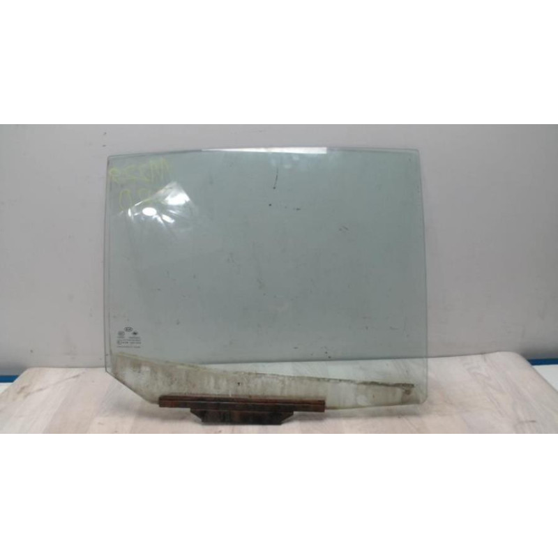 Vitre arriere droit KIA PICANTO 1 PHASE 1 d’occasion