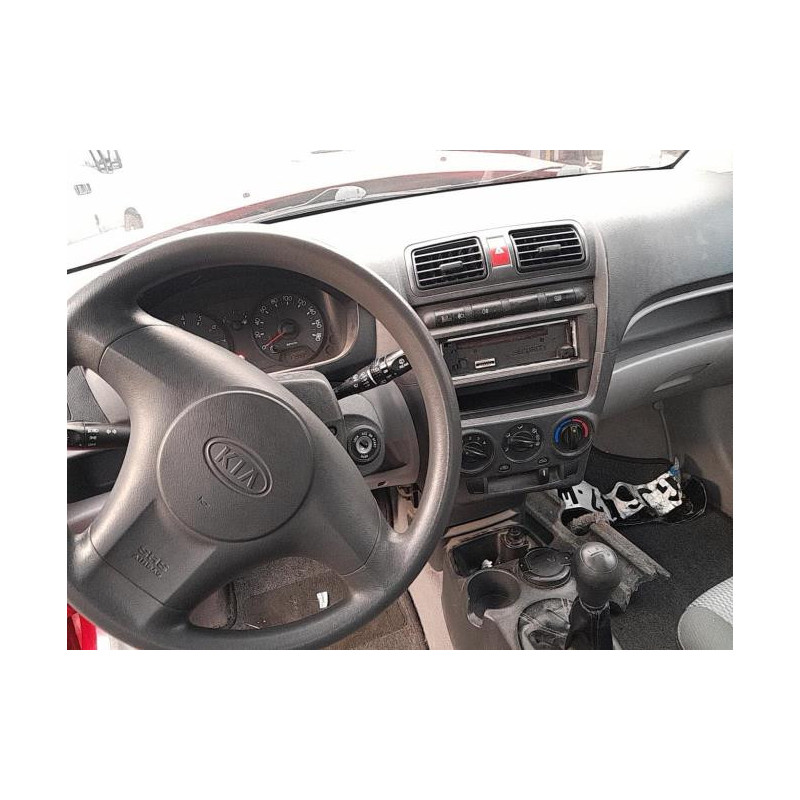 Vitre arriere droit KIA PICANTO 1 PHASE 1 d’occasion
