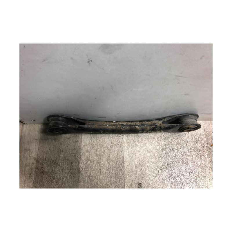 Bras de suspension arriere droit FORD KUGA 1 d’occasion