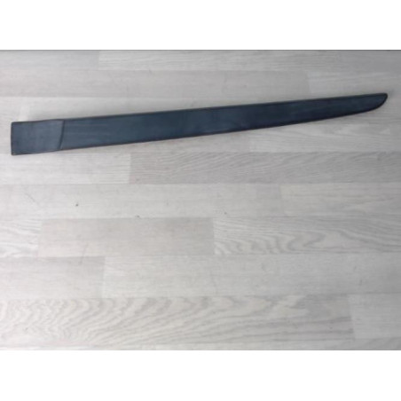Baguette de porte arriere gauche  RENAULT SCENIC 2 PHASE 1 d’occasion
