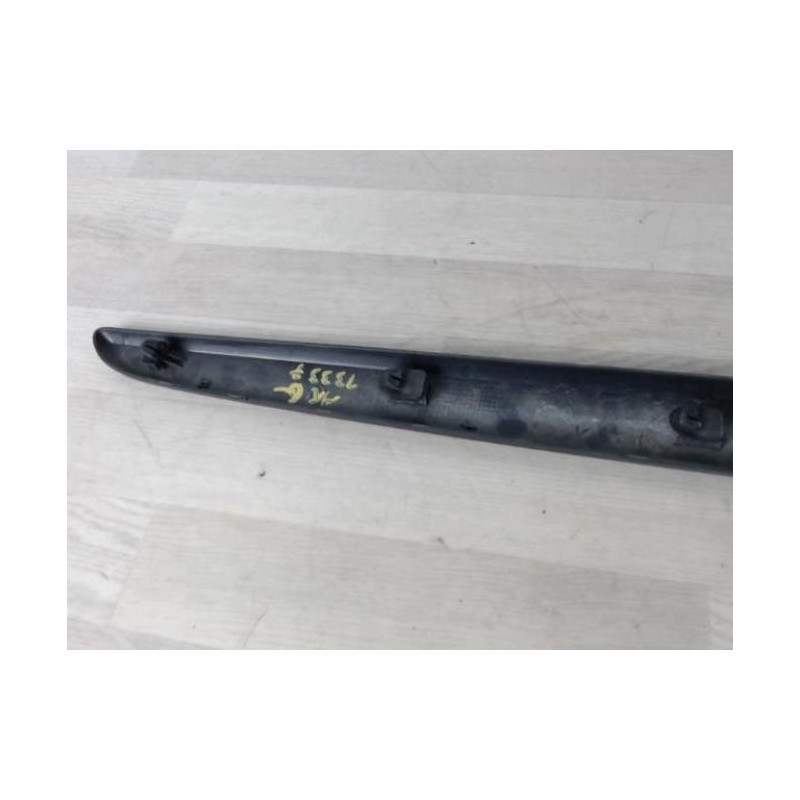 Baguette de porte arriere gauche  RENAULT SCENIC 2 PHASE 1 d’occasion