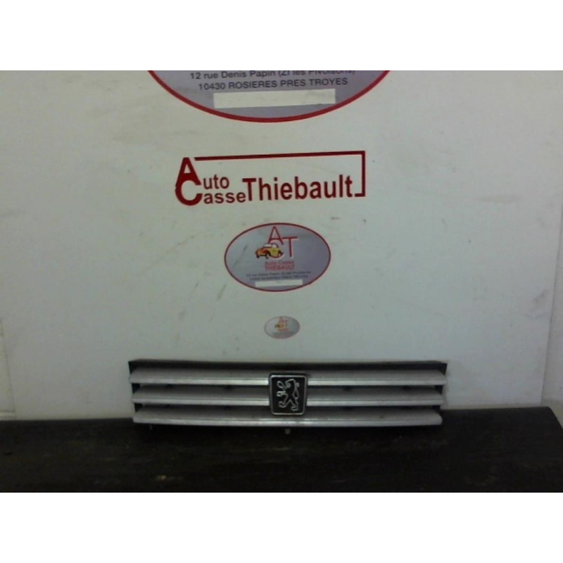 Calandre PEUGEOT 309 II d’occasion