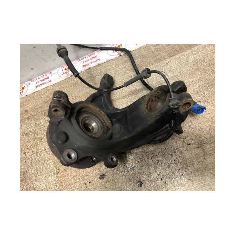 Fusee avant gauche PEUGEOT 208 1 PHASE 2 d’occasion