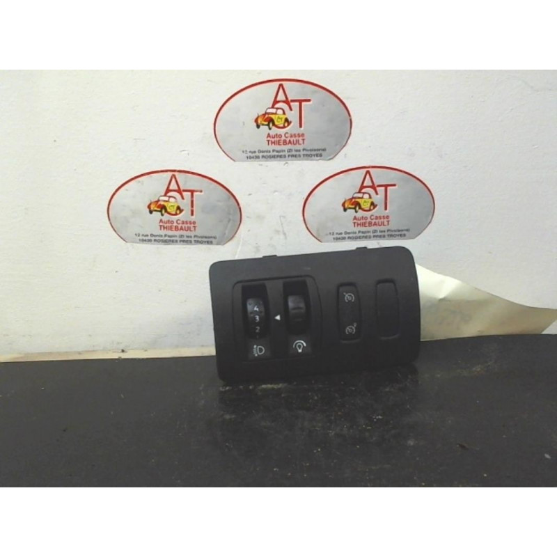 Commande de phare RENAULT CLIO III ESTATE PHASE 1 d’occasion