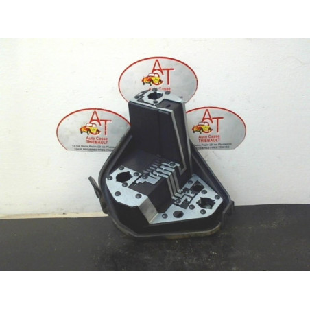 Platine feu arriere droit PEUGEOT 208 1.6 HDI d’occasion