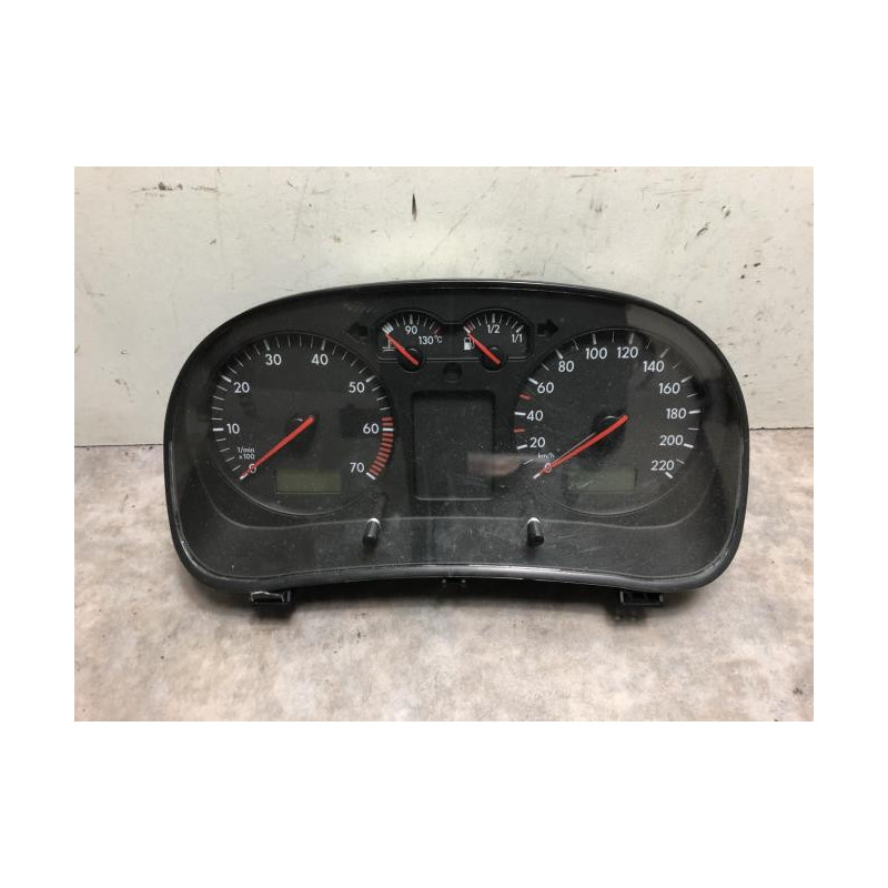 Compteur VOLKSWAGEN GOLF 4 d’occasion