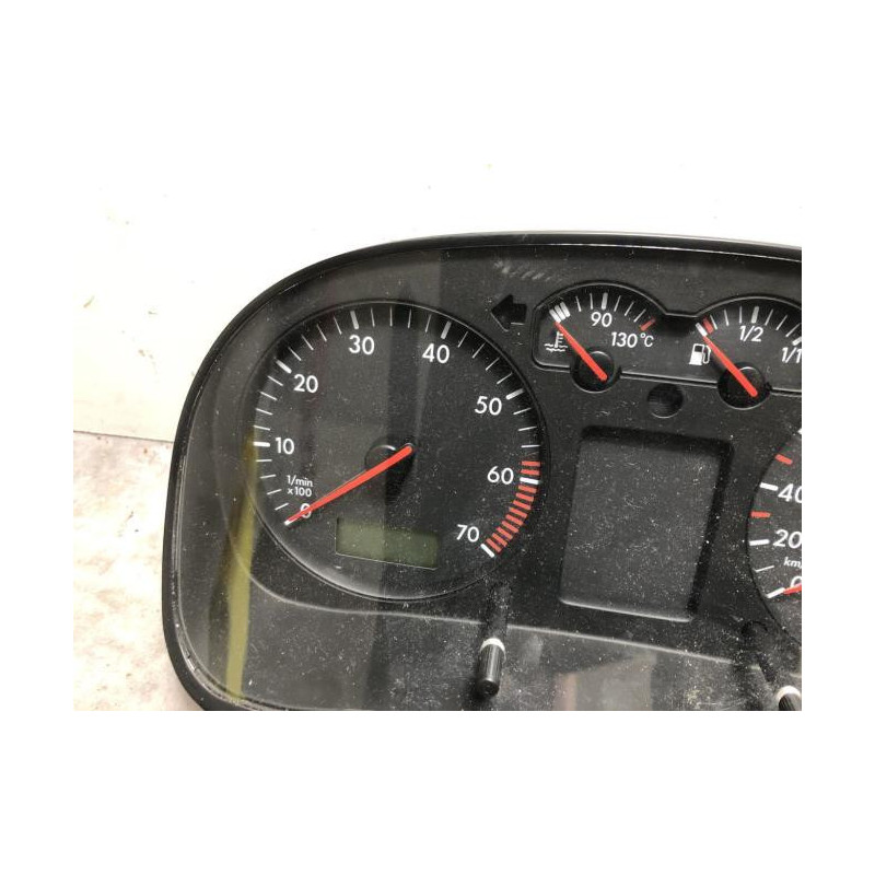 Compteur VOLKSWAGEN GOLF 4 d’occasion
