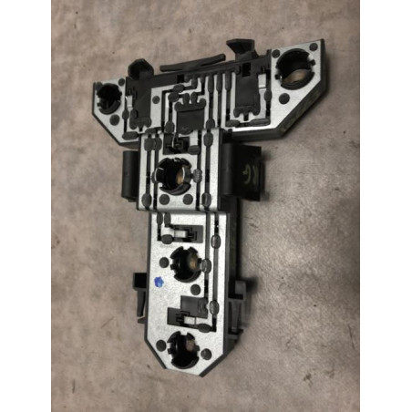 Platine feu arriere gauche VOLKSWAGEN GOLF 4 d’occasion
