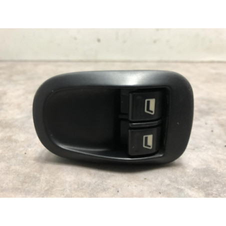Interrupteur de leve vitre avant gauche PEUGEOT 306 PHASE 2 d’occasion