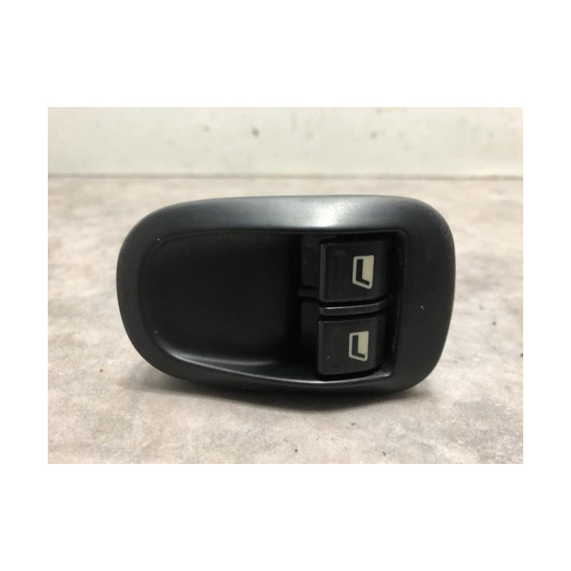 Interrupteur de leve vitre avant gauche PEUGEOT 306 PHASE 2 d’occasion