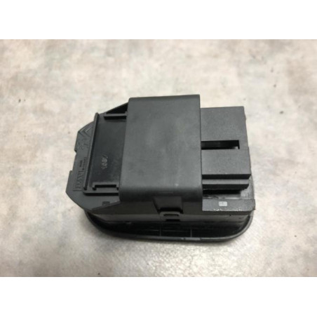Interrupteur de leve vitre avant gauche PEUGEOT 306 PHASE 2 d’occasion