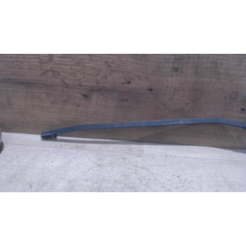 Bras essuie glace avant droit RENAULT KANGOO 1 PHASE 2 d’occasion