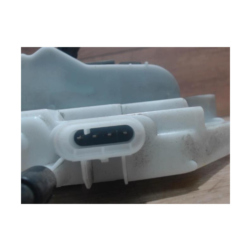 Serrure avant droit CITROEN C3 1 PHASE 2 d’occasion
