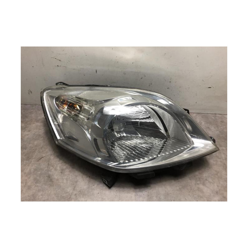 Optique avant principal droit (feux)(phare) CITROEN NEMO d’occasion