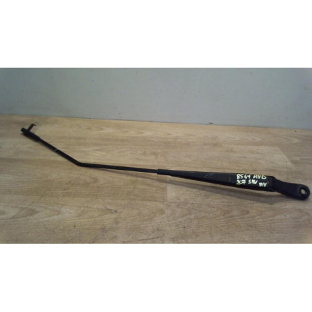 Bras essuie glace avant droit PEUGEOT 207 PHASE 1 BREAK d’occasion