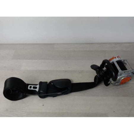 Ceinture avant droit MERCEDES CLASSE A 177 d’occasion