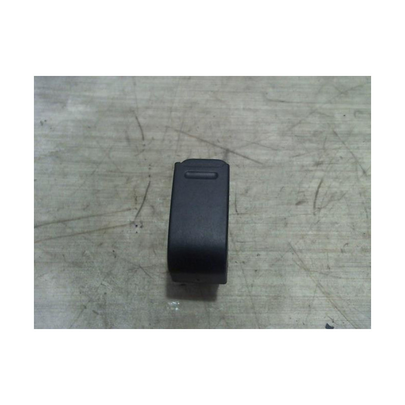 Interrupteur de leve vitre avant gauche CITROEN C1 1 PHASE 2 d’occasion