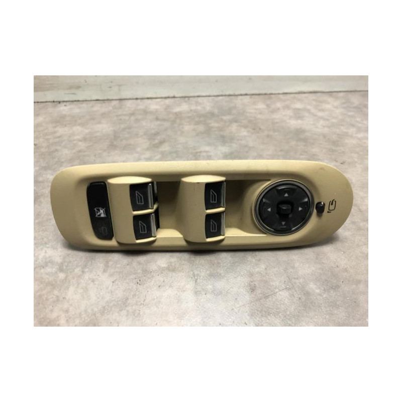 Interrupteur de leve vitre avant gauche FORD MONDEO 3 PHASE 1 d’occasion