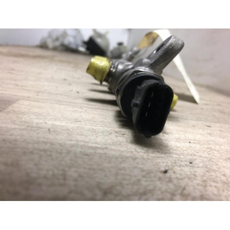 Rampe injection SUZUKI SX4 1 d’occasion