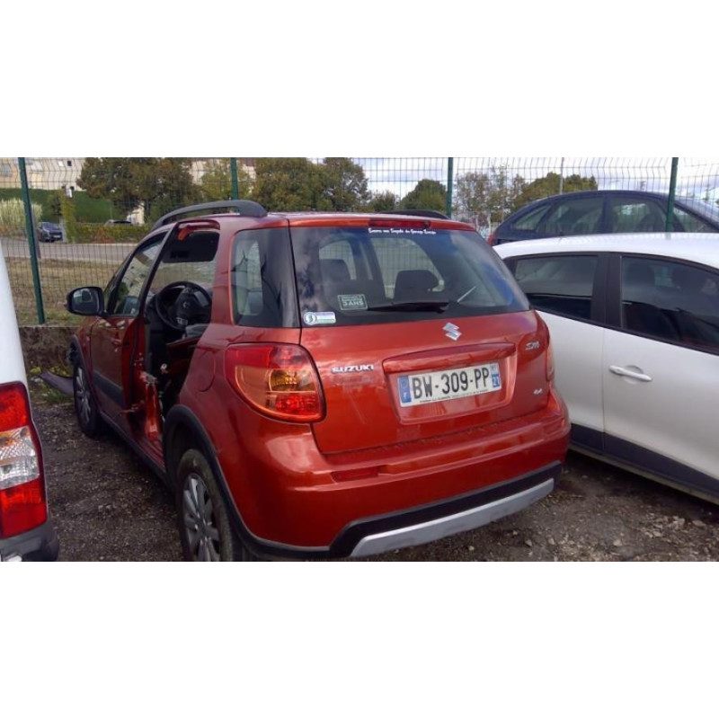 Rampe injection SUZUKI SX4 1 d’occasion
