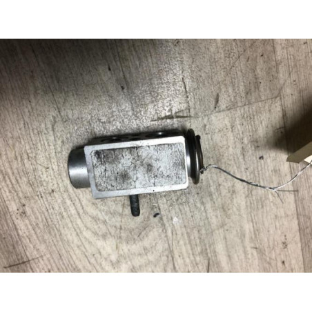 Detendeur de clim MERCEDES CLASSE A 169 PHASE 1 d’occasion