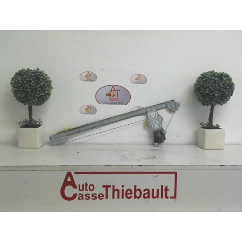 Leve vitre mecanique avant gauche RENAULT TRAFIC II PHASE 1 FOURGON d’occasion