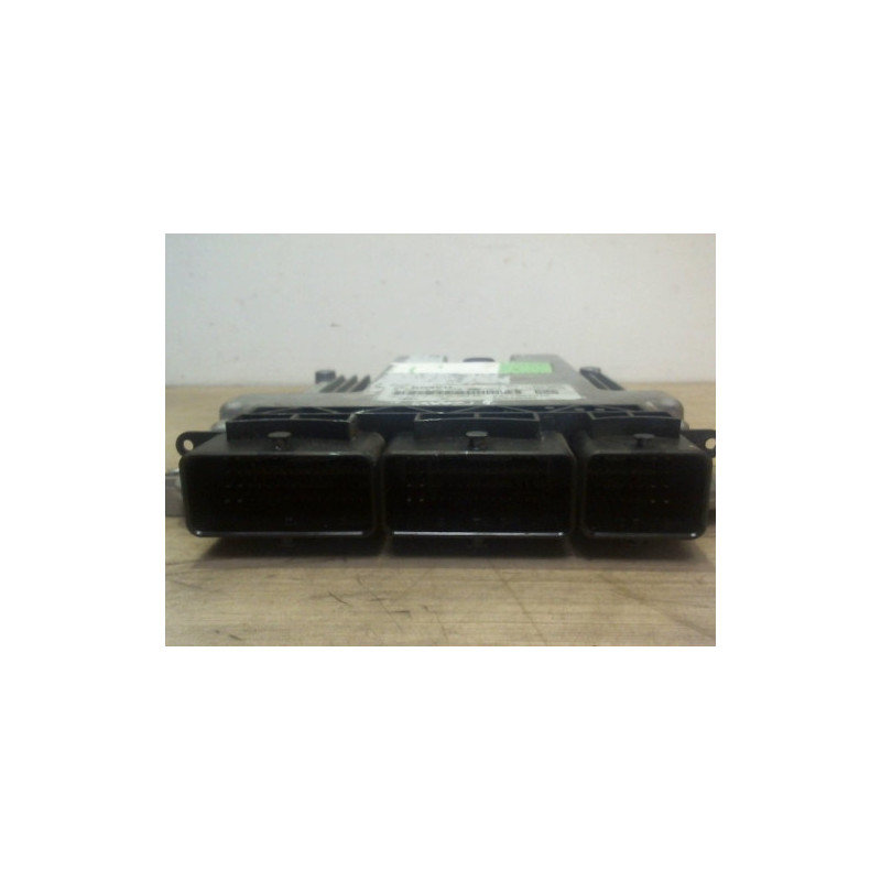 Calculateur moteur RENAULT MEGANE 3 PHASE 1 CABRIOLET d’occasion
