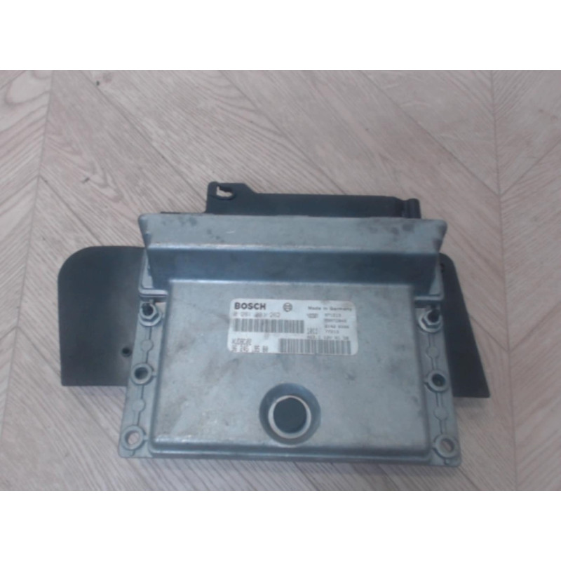 Calculateur moteur CITROEN XANTIA PHASE 2 d’occasion